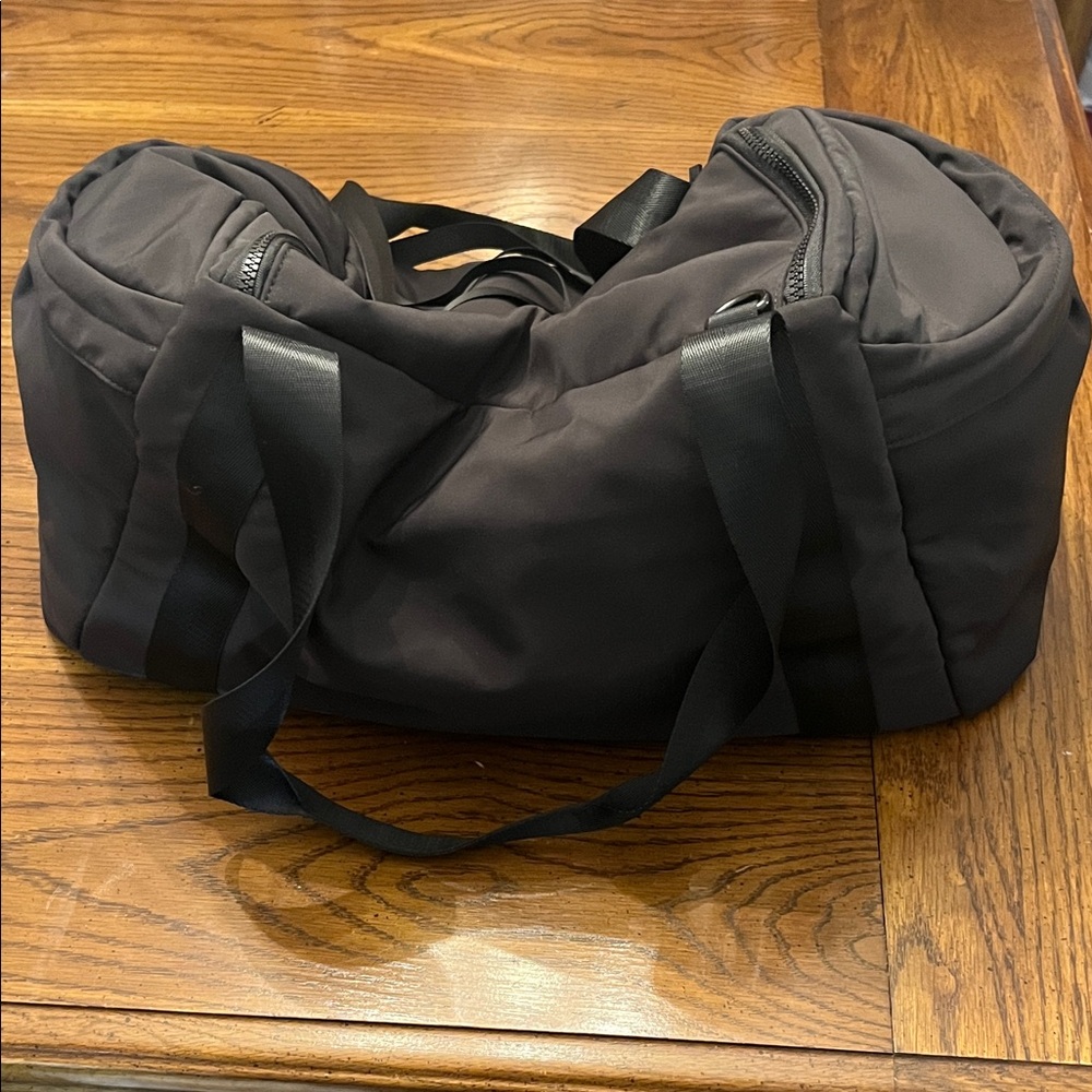 Joan & David 21” weekender duffle, NWT - Picture 2 of 15